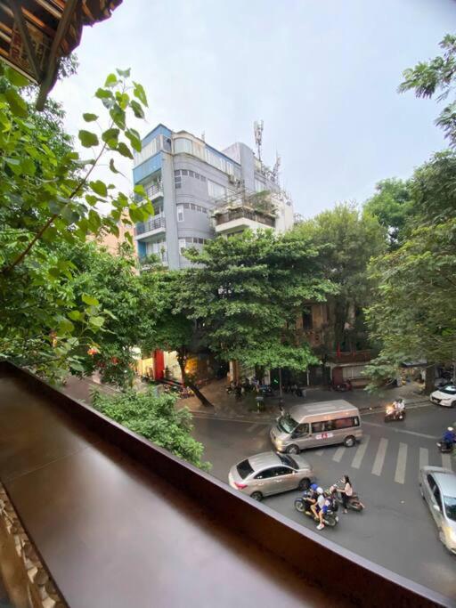 PrivateHouse'sArtistBRKitchenBalconyOldQuarter – Hanoi